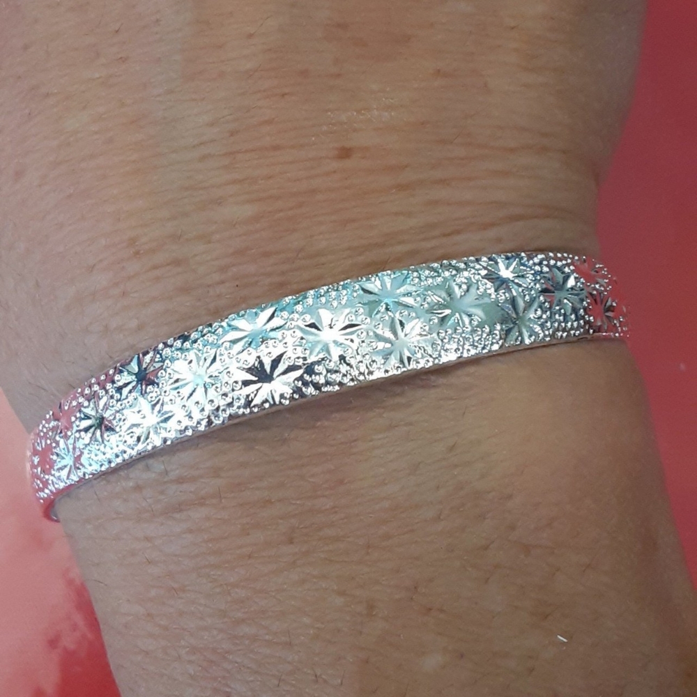 Bracelet bangle